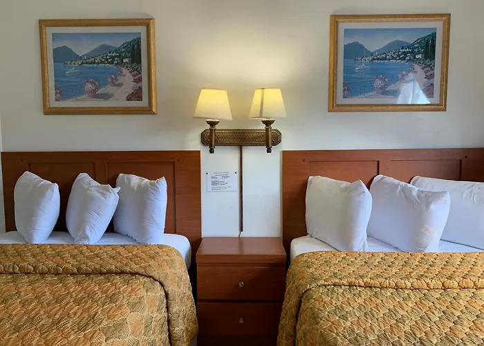 International Inn On The Bay